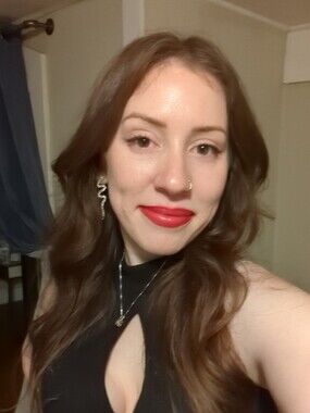 Meet your Posher, Alissa